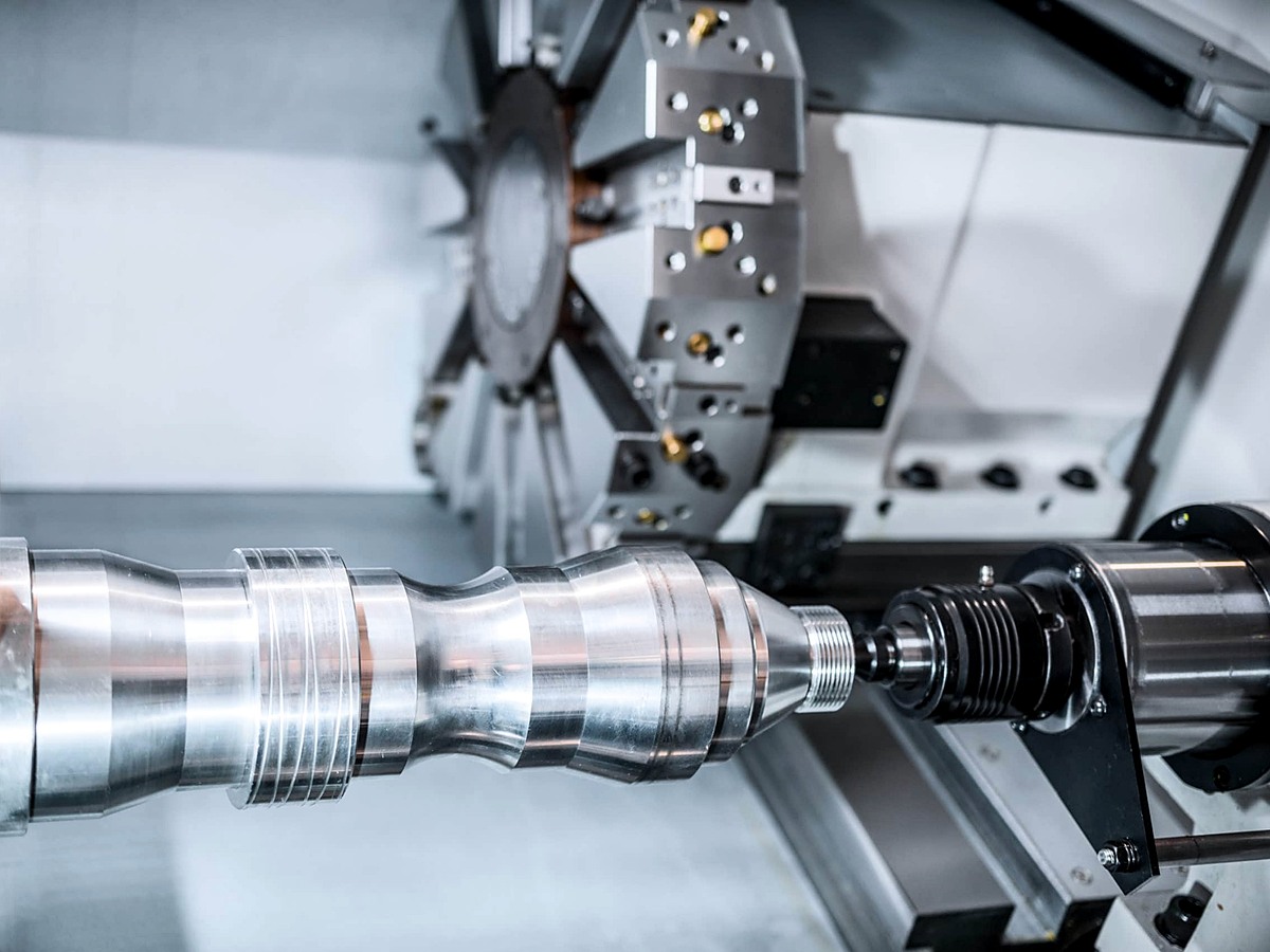 CNC turning of a metal component